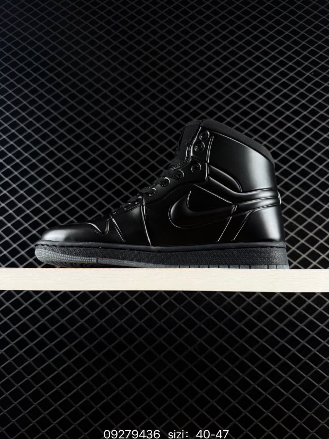 Nike Air Jordan 1 Retro Mid AJ1-414823-002